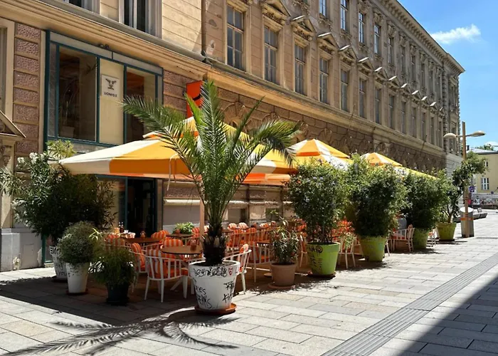 Daire 3br, 5 Beds, Sofa 2p, 5min U4,u6 Schoenbrunn